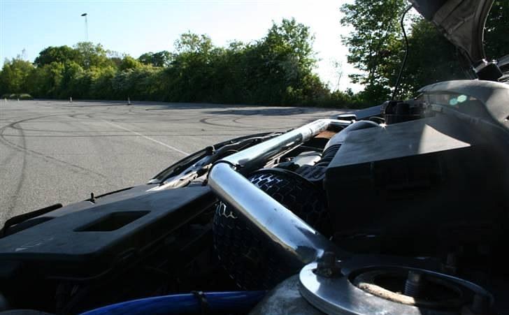 Ford Focus... SOLGT! billede 7