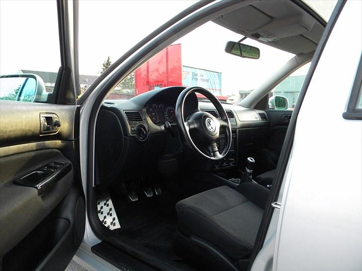 VW Bora V5 Highline @ SOLGT billede 18