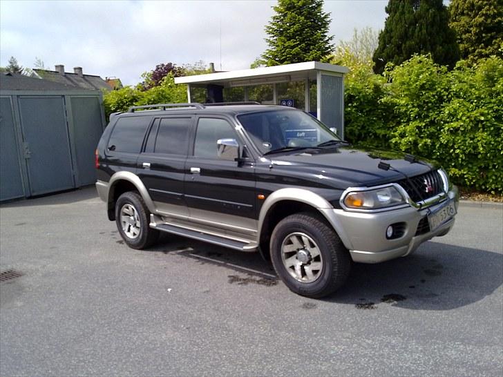 Mitsubishi Pajero Sport Gls billede 2