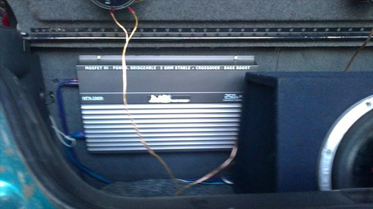 Mazda 323 BG SOLGT billede 8