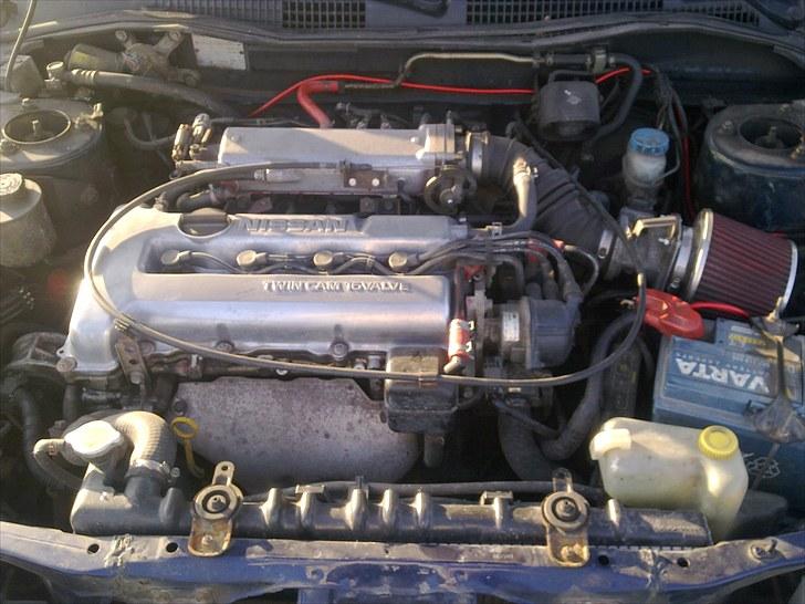 Nissan primera 2,0 sri SOLGT billede 3