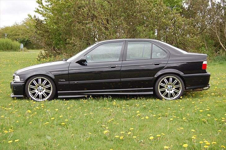BMW E36 328i SOLGT billede 3