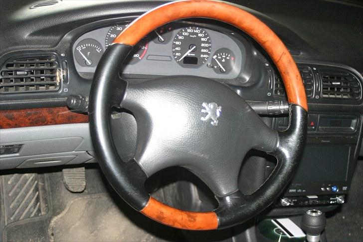 Peugeot 406 3.0 V6 - Gad ik lige at støvsuge, og gøre rent :) billede 9