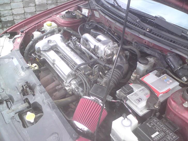 Mazda 323 BA Sedan GLX solgt billede 10