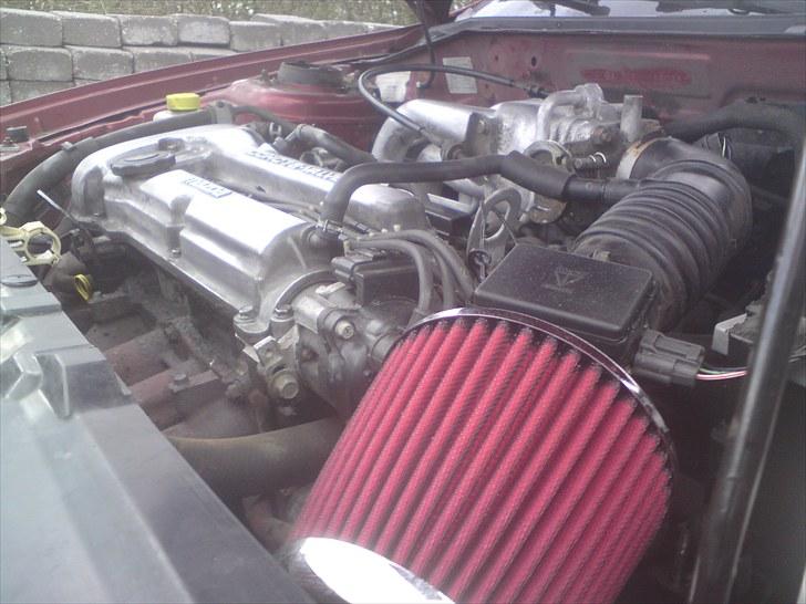 Mazda 323 BA Sedan GLX solgt billede 11