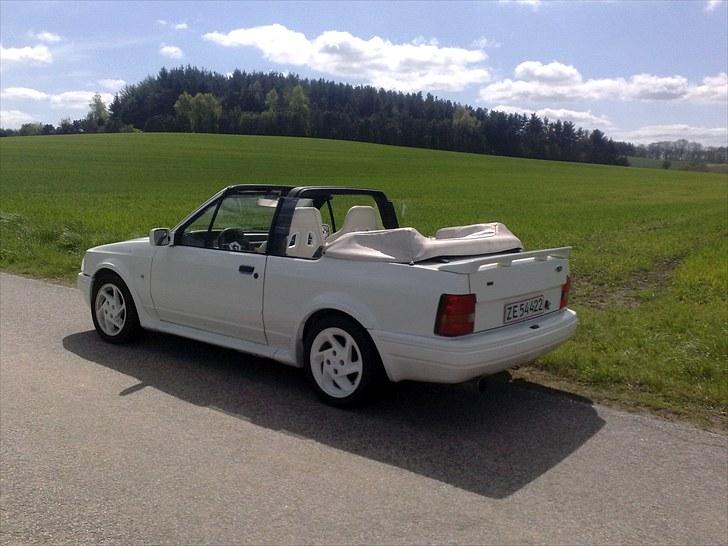 Ford Escort XR3i Cabrilolet billede 2
