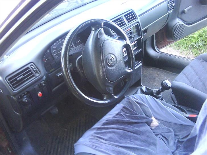 Opel Vectra A 1.6 i Solgt billede 8