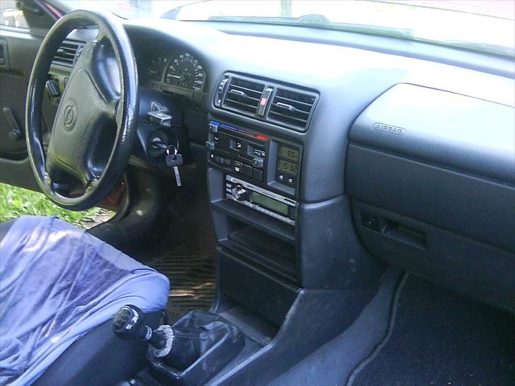 Opel Vectra A 1.6 i Solgt billede 10