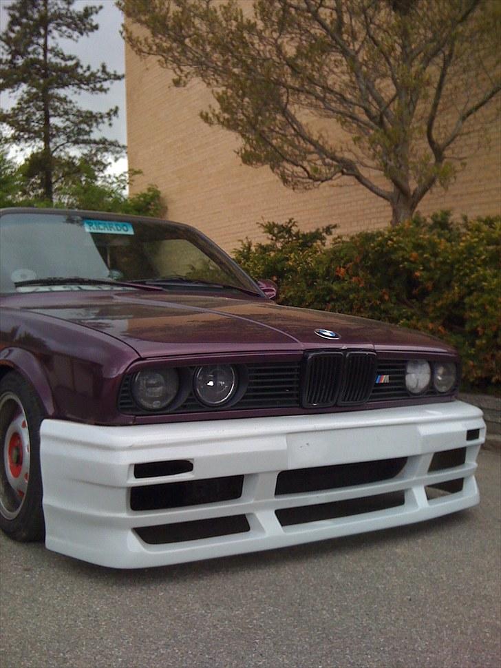BMW E30  billede 3