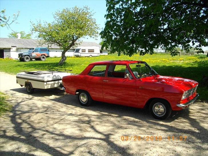 Opel Kadett B  - På vej til Opel træf - Der blev kørt omkring 1000km på en weekend uden nogen problemer billede 19