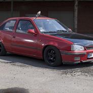 Opel kadett 2.0 16v gsi