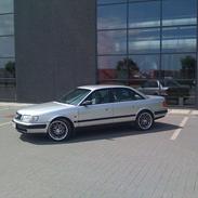 Audi 100