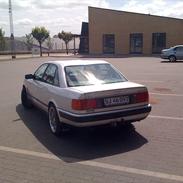 Audi 100
