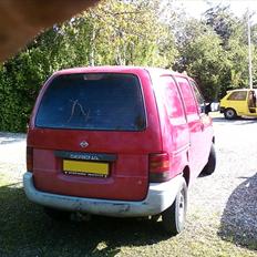 Nissan Serena 16V "Twinner"