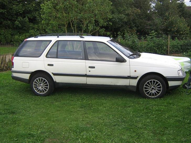 Peugeot 405 1,9D (arbejdshesten) billede 3