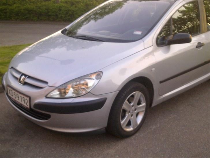 Peugeot 307 billede 1