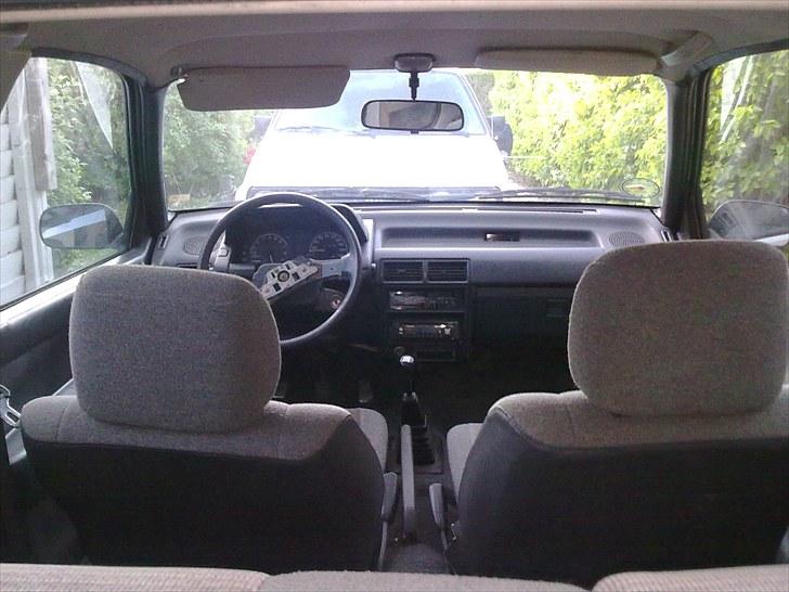 Daihatsu Charade solgt billede 8