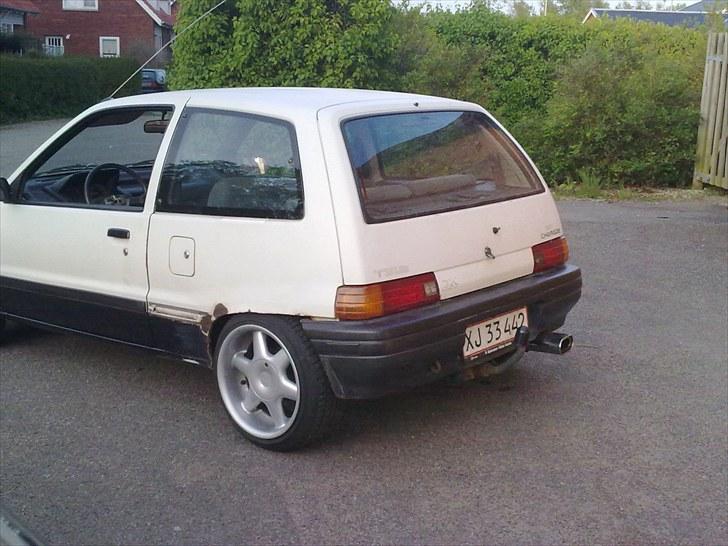 Daihatsu Charade solgt billede 9