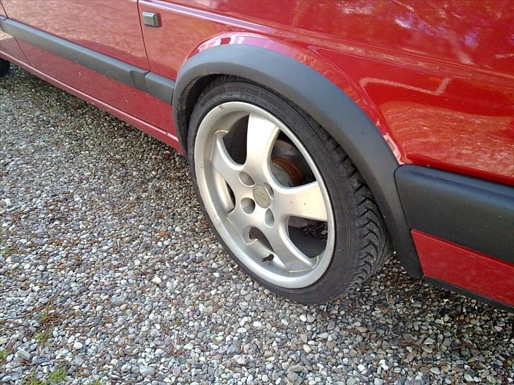 VW Golf 2  Diesel 1,6 SOLGT - Der kan også være 17" på hehe billede 12