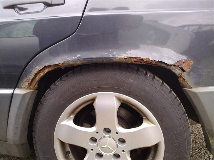 Mercedes Benz 190E 2,0 Totalskadet. billede 12