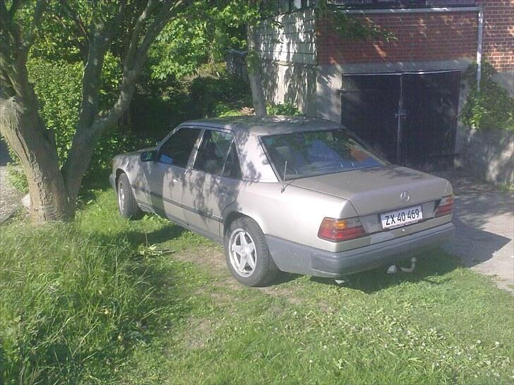 Mercedes Benz w124 300d billede 19