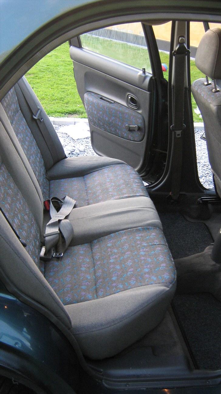 Mazda 121 GLX Solgt billede 5