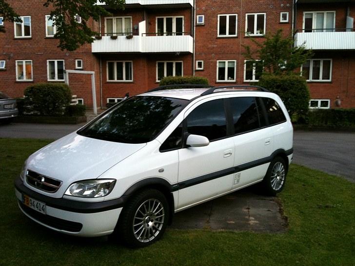 Opel Zafira 2,0 DTi - Solgt billede 1