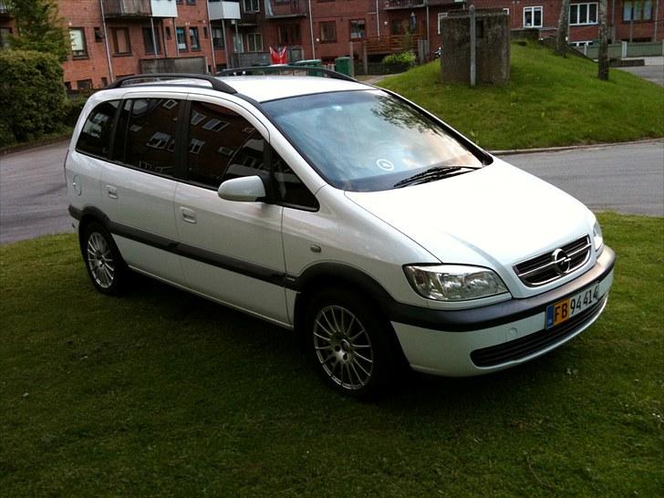 Opel Zafira 2,0 DTi - Solgt billede 3