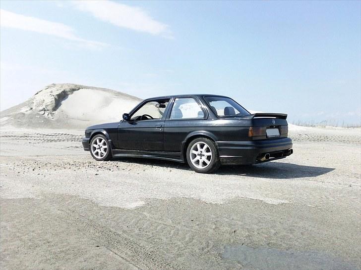 BMW 320I E30 billede 1
