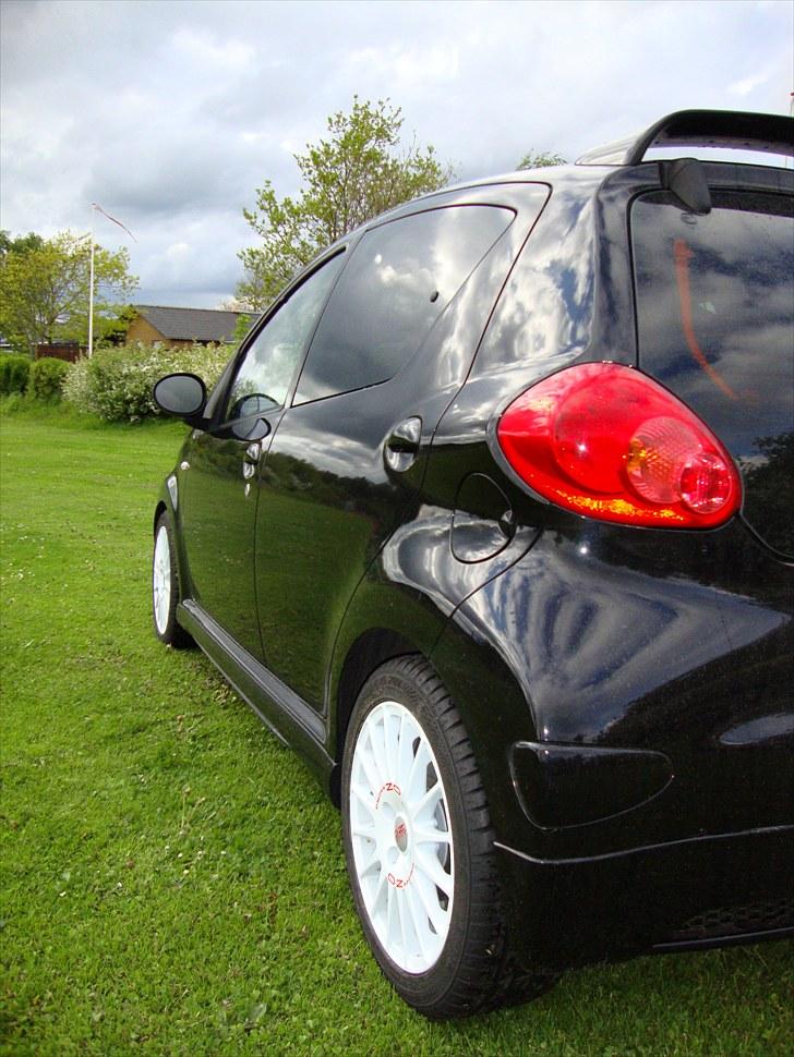 Toyota Aygo (SOLGT) billede 2