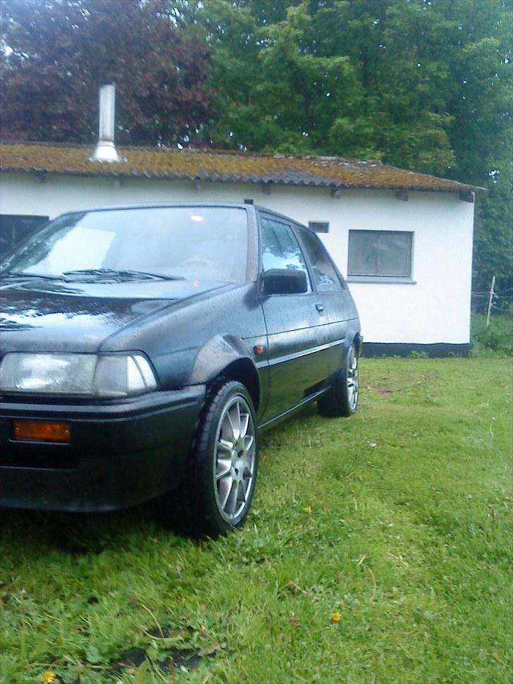 Toyota corolla E80 SOLGT billede 1