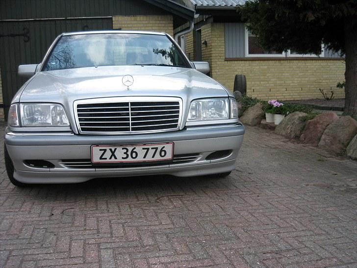 Mercedes Benz C220 cdi Totalskadet....! billede 9