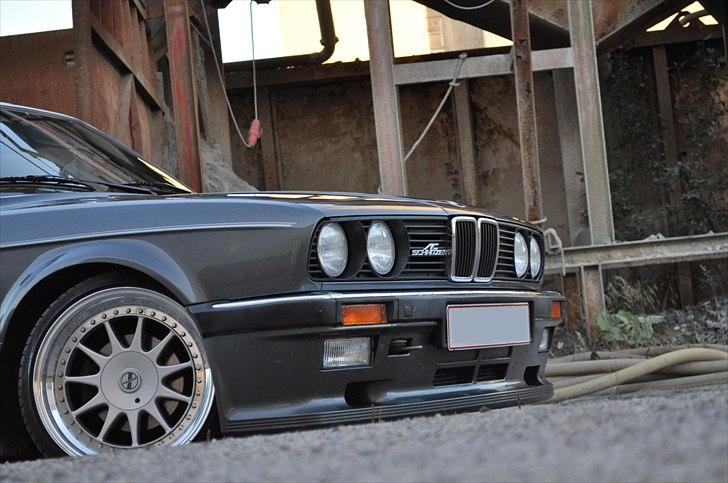 BMW e30 325i M-tech 1 billede 5