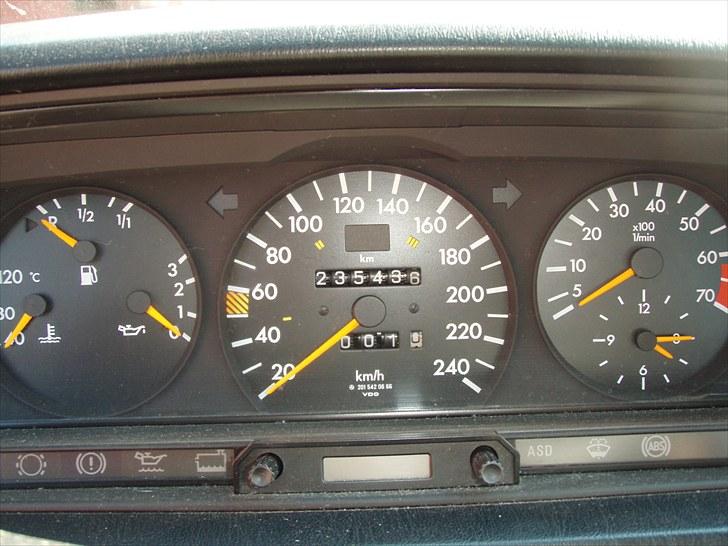 Mercedes Benz 190 E 2,6 billede 6