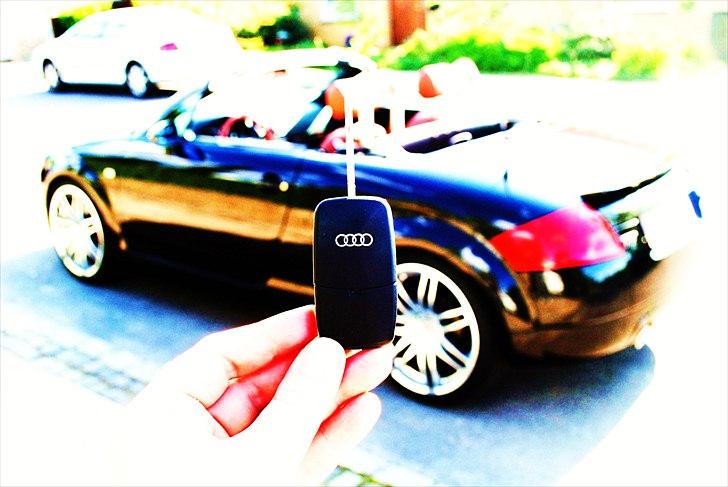 Audi TT Roadster 225 Quattro - Den karakteristiske klapnøgle billede 8