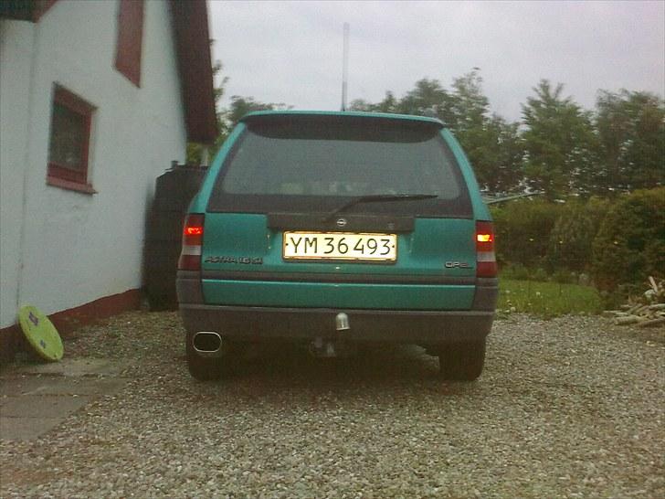 Opel Astra F 1.6i 8v billede 3