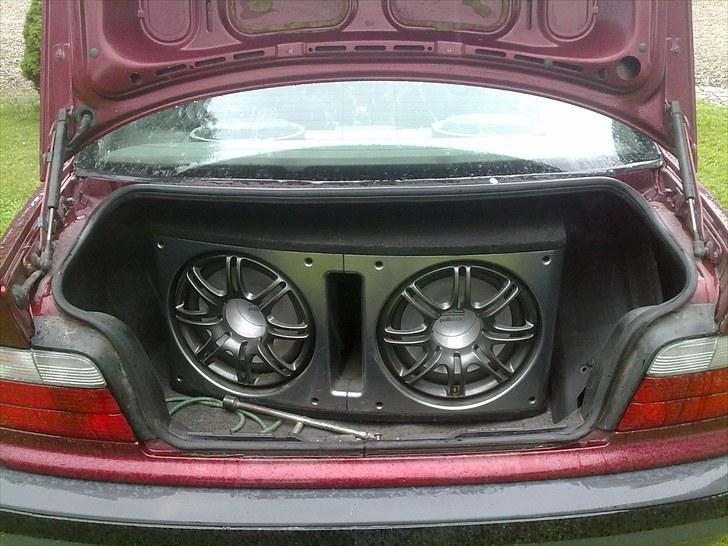 BMW e36 316  *byttet* billede 3