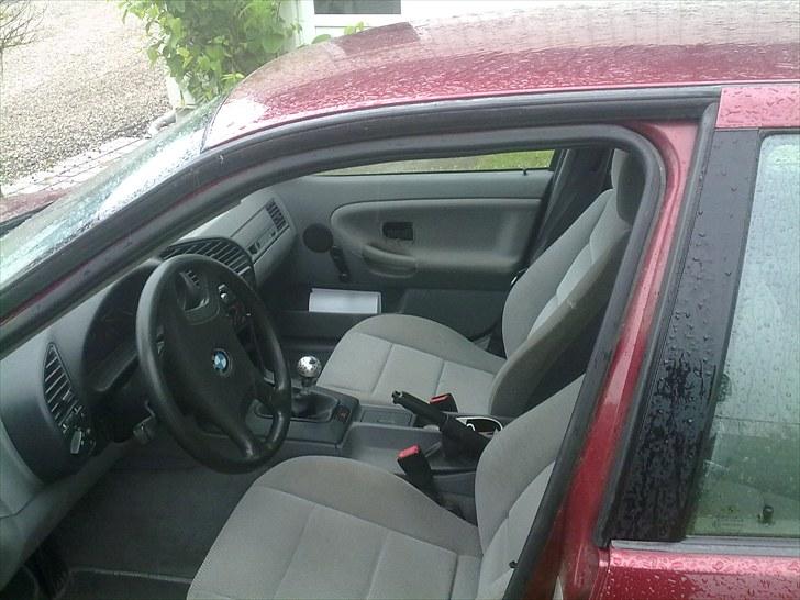 BMW e36 316  *byttet* billede 4