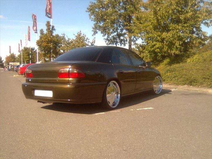 Opel Omega B 2.5 V6 billede 8