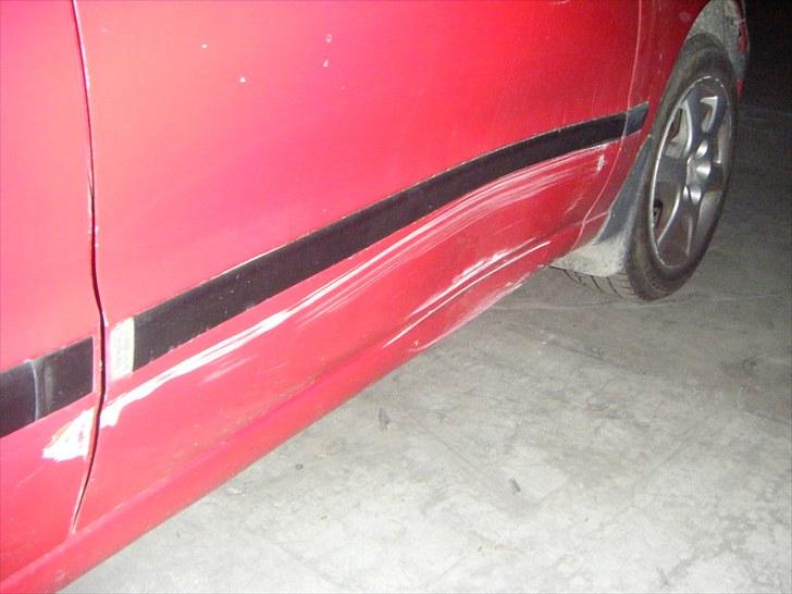 Toyota Carina E  Død billede 15