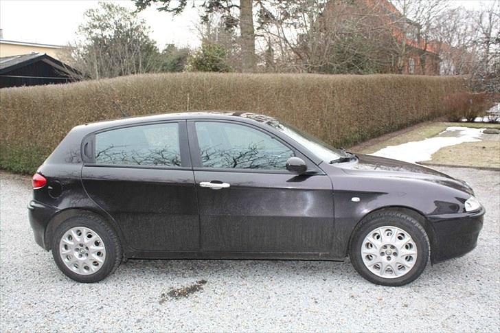 Alfa Romeo 147 1,6 TS 16V 120 SOLGT  billede 3