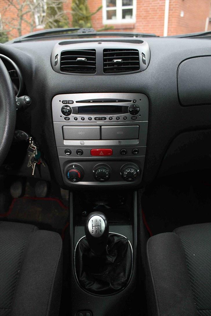 Alfa Romeo 147 1,6 TS 16V 120 SOLGT  billede 7