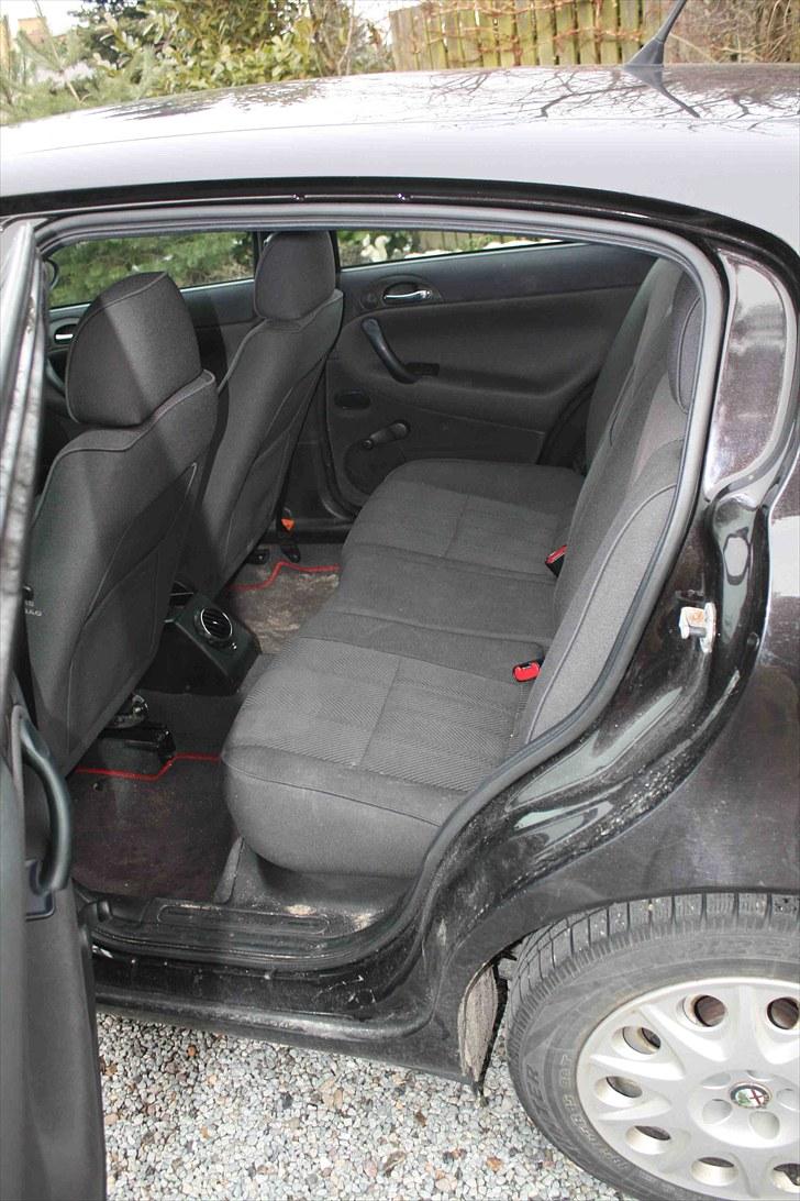 Alfa Romeo 147 1,6 TS 16V 120 SOLGT  billede 8