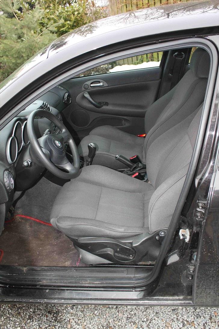 Alfa Romeo 147 1,6 TS 16V 120 SOLGT  billede 9