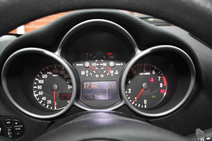 Alfa Romeo 147 1,6 TS 16V 120 SOLGT  billede 10