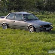 BMW 325 "solgt"