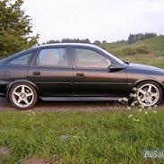 Opel Vectra GL Plus (SOLGT)