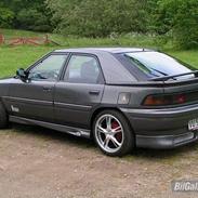 Mazda 323F **TOTALSKADET**