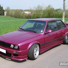 BMW 325i E30 R.I.P