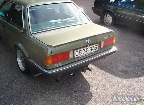 BMW 320i billede 5